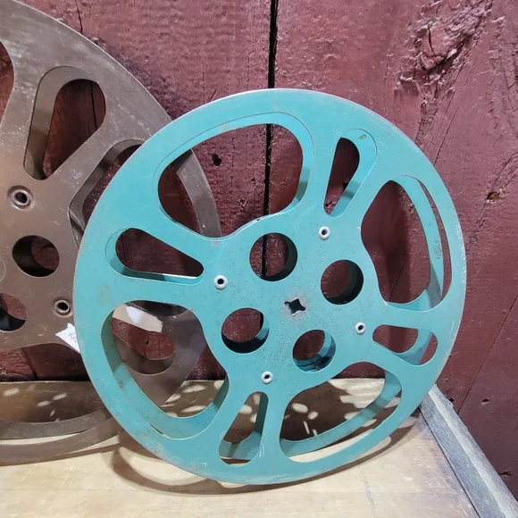 Pair Of Vintage Metal Film Reels 12 1/4" & 10 1/2" - Picture 3 of 6